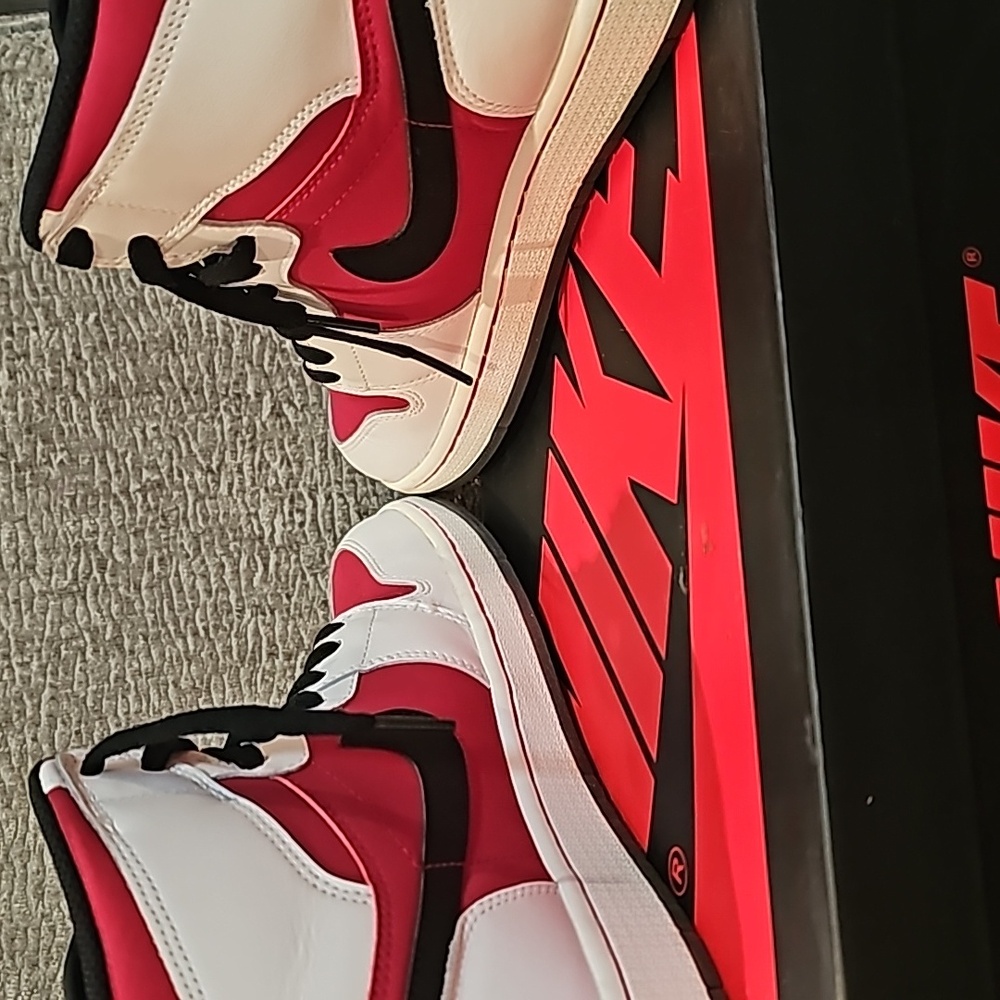 Air Jordan 1 Retro High OG white/black/carmine red - Picture 6 of 10